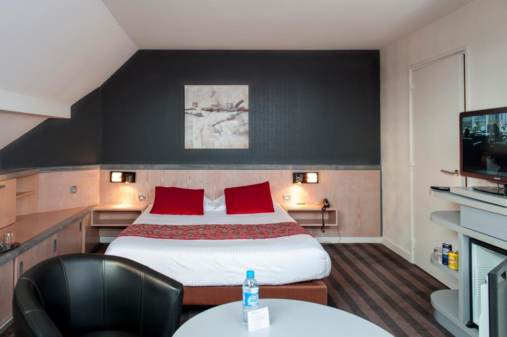 Brit Hotel Belfort Centre-Le Boreal Esterno foto