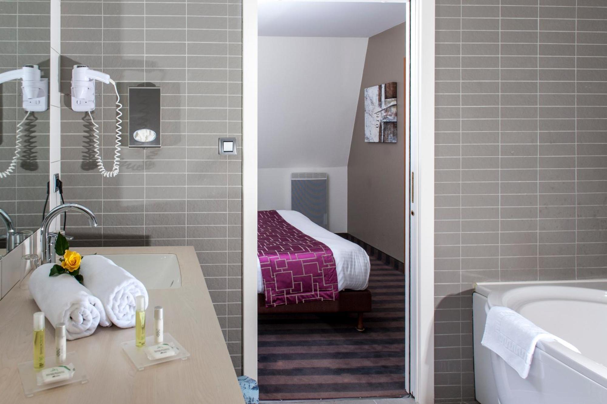 Brit Hotel Belfort Centre-Le Boreal Esterno foto