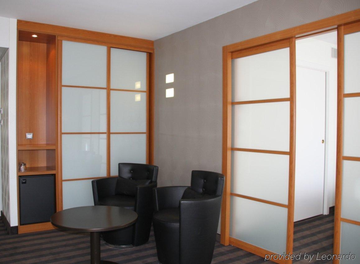 Brit Hotel Belfort Centre-Le Boreal Esterno foto